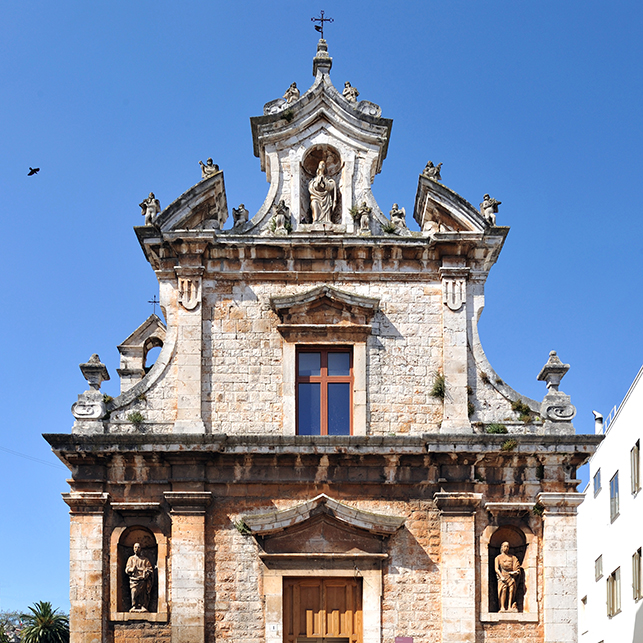 chiesa del caroseno, puglia turismo