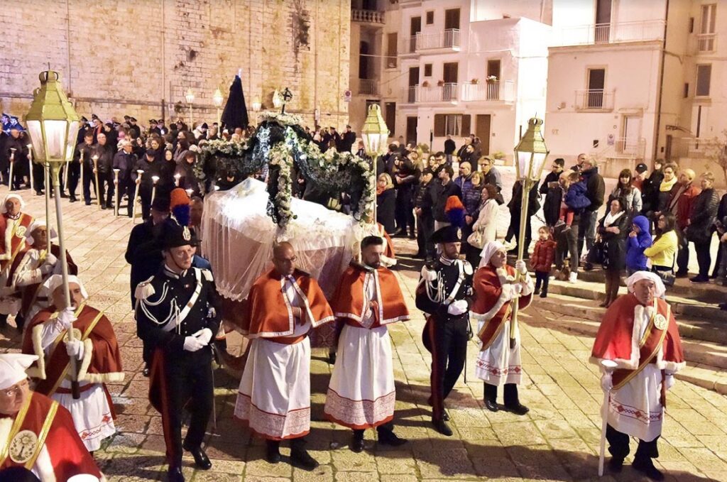 puglia italy, i riti della settimana santa